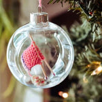 Strickball Weihnachtsornamente zur Dekoration für den Baum