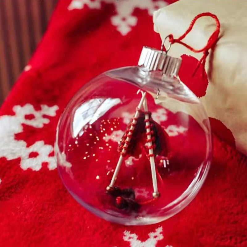 Strickball Weihnachtsornamente zur Dekoration für den Baum