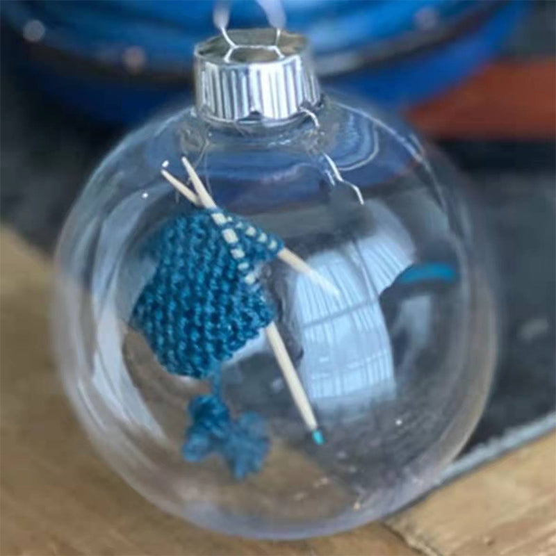 Strickball Weihnachtsornamente zur Dekoration für den Baum