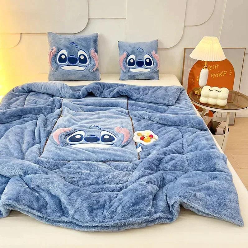 Softer Komfort: Die multifunktionale Kuscheldecke-Kissen-Kombination