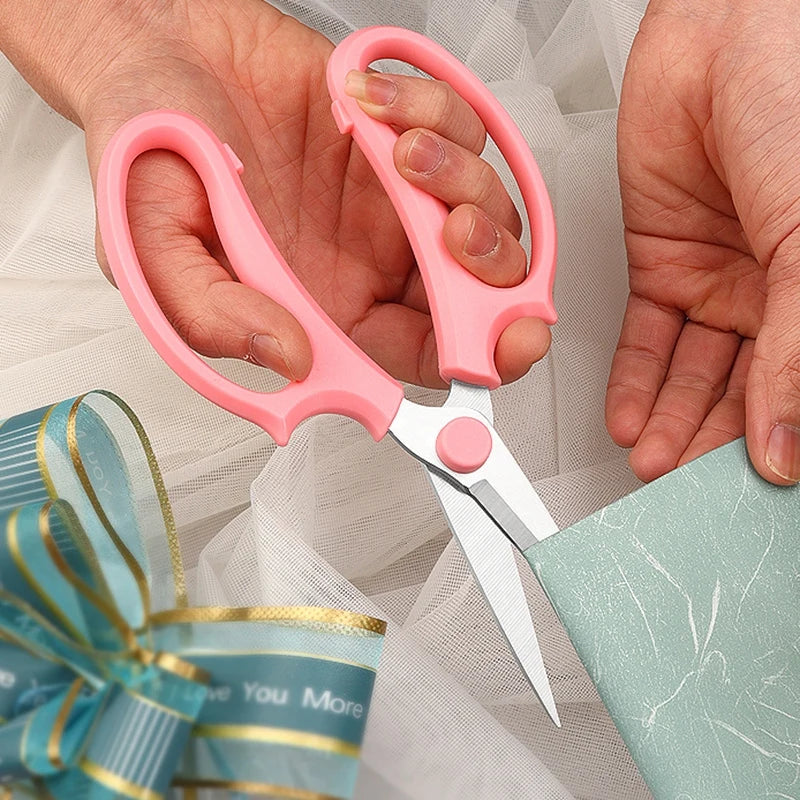Precise Garden Cutting Tools with Ergonomic Design