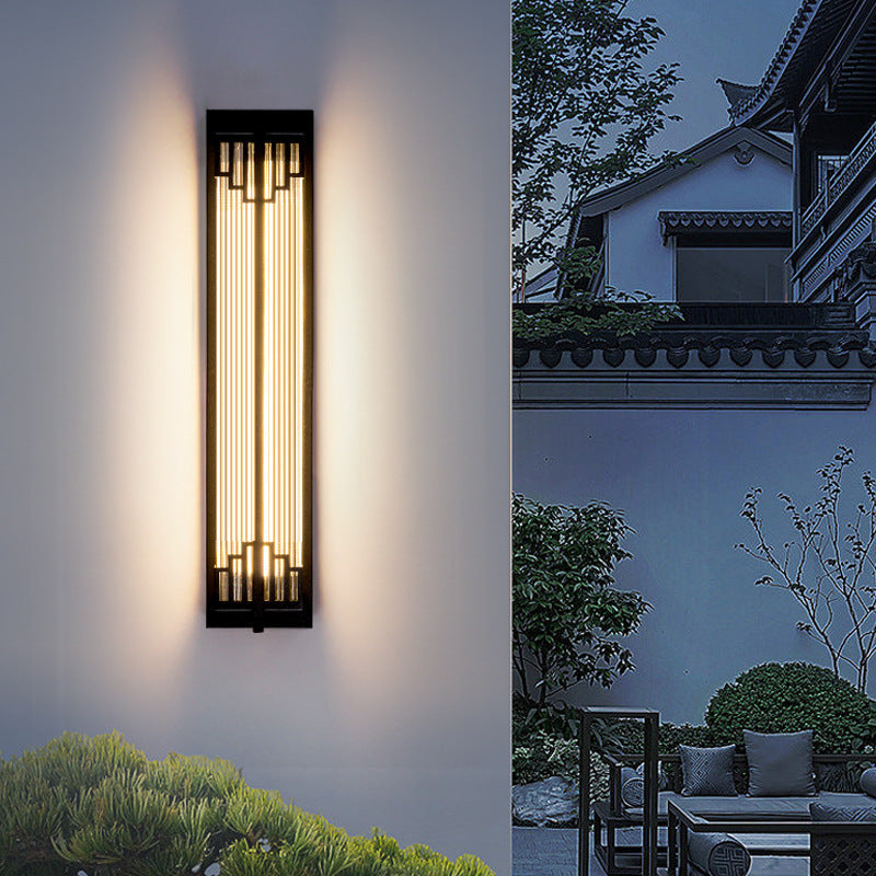 Elegante LED Außenwandleuchte mit Edelstahl und Glas