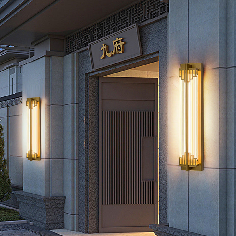 Elegante LED Außenwandleuchte mit Edelstahl und Glas