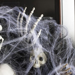 Schauriger Kranz – Netz-Skelett Girlande für Halloween
