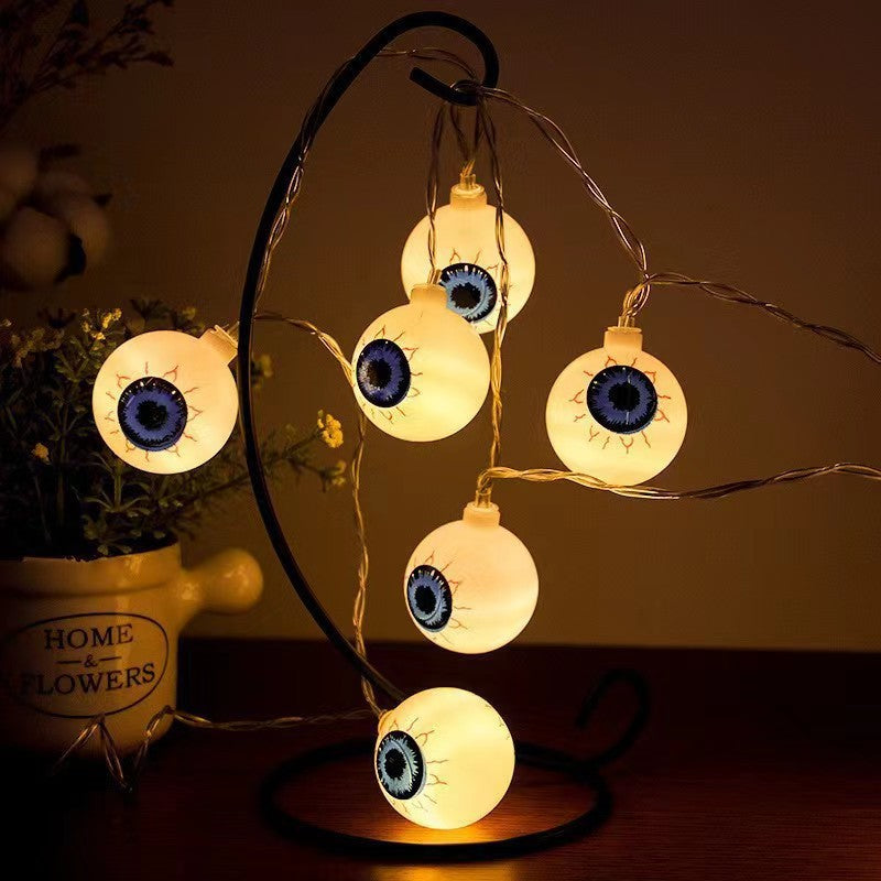 Fröhliche Kürbislichter für Halloween-Atmosphäre