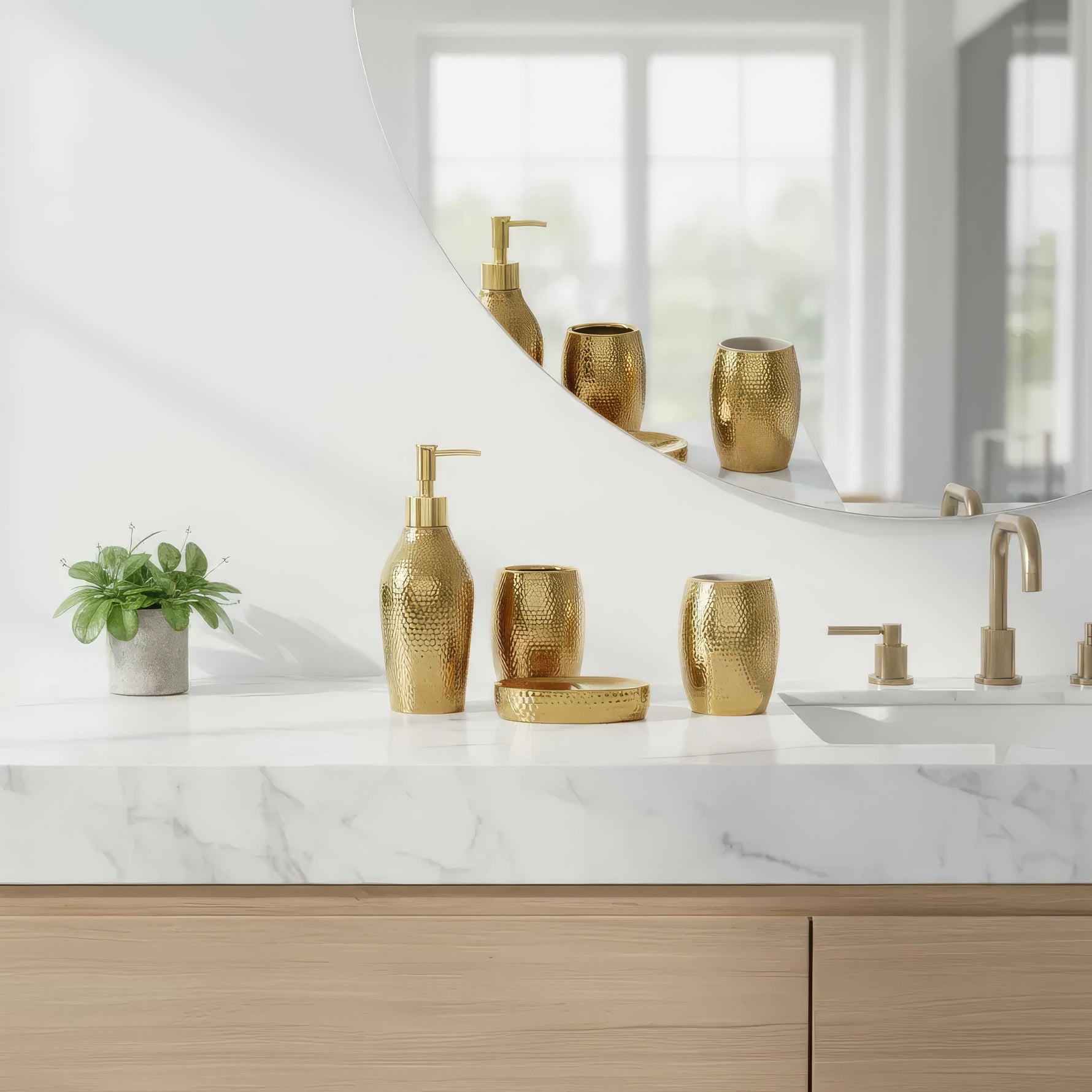 Stylish 5-Piece Ceramic Bathroom Accessory Set