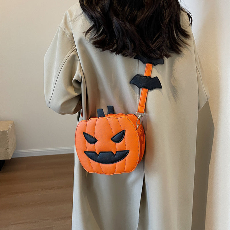 Gruselige Eleganz | Minimalistische Umhängetasche für Halloween