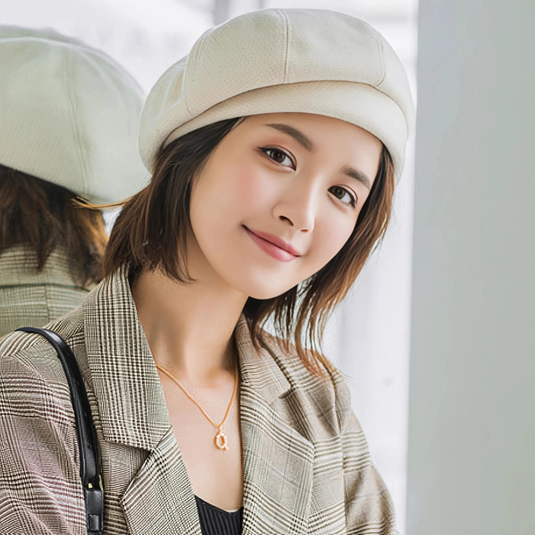 Elegant Women's Beanie Hat for Timeless Comfort