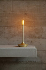 Elegante Tischlampe für flexible Beleuchtung
