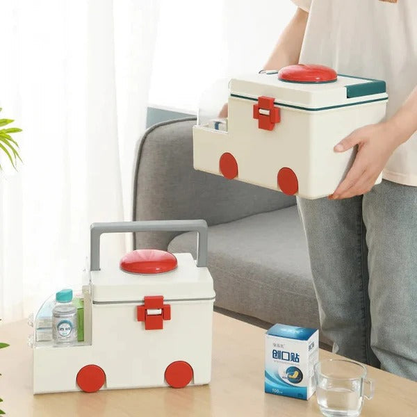 Tragbare Medikamentenbox in Form eines Krankenwagens