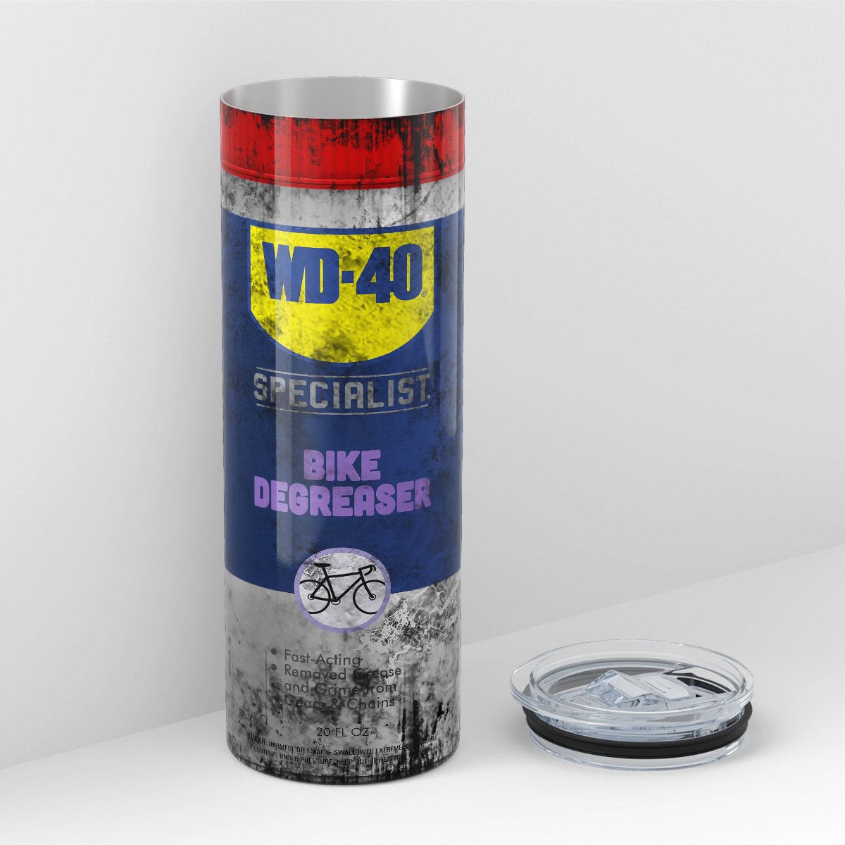 Thermo-Becher mit schmutzigem Muster