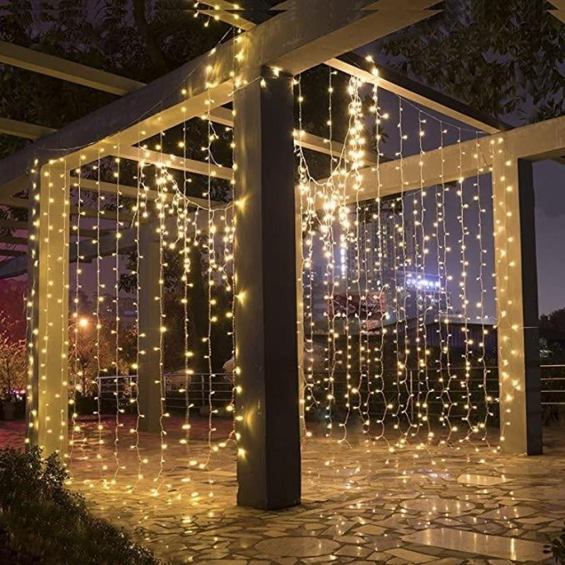 3m Lichtervorhang mit 300 Warmweißen LEDs