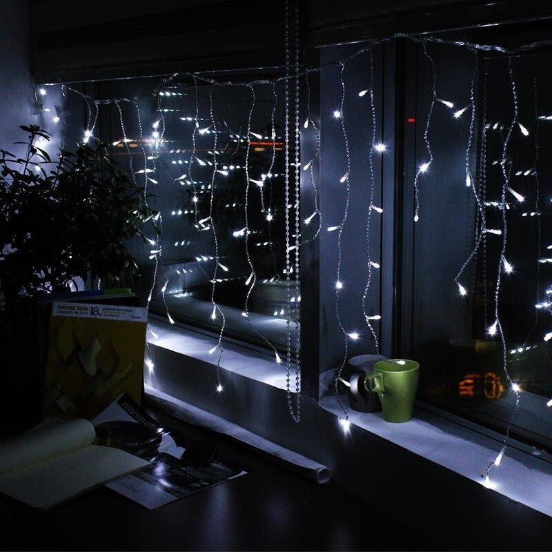 3m Lichtervorhang mit 300 Warmweißen LEDs