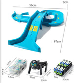 Rennstrecke mit Fahrzeugen – Roboterspiel für Kinder