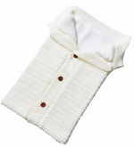 Gefütterter Babyschlafsack mit Kapuze – Weicher Strickstoff