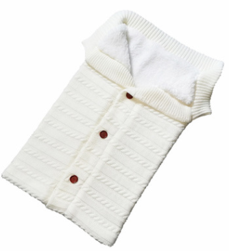 Gefütterter Babyschlafsack mit Kapuze – Weicher Strickstoff