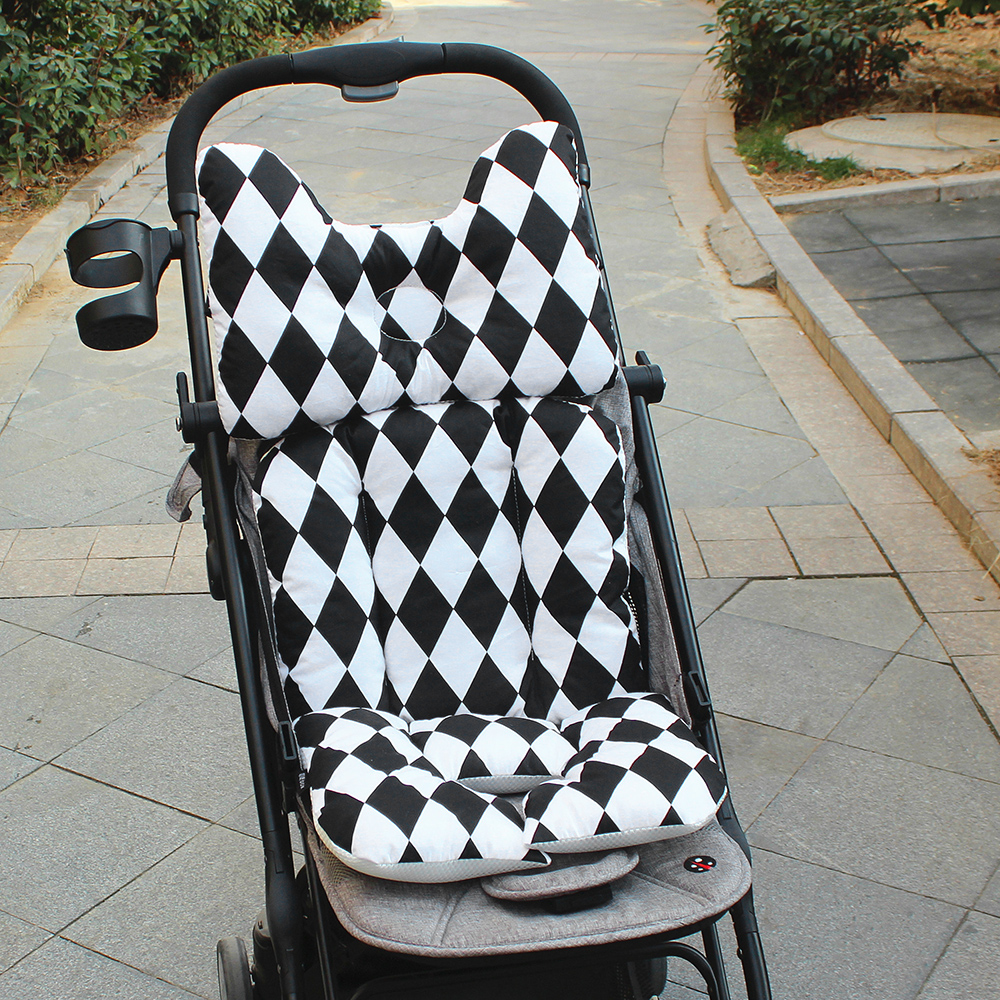 Atmungsaktive Einlage für Kinderwagen – Bequeme Polsterauflage für Babyschalen