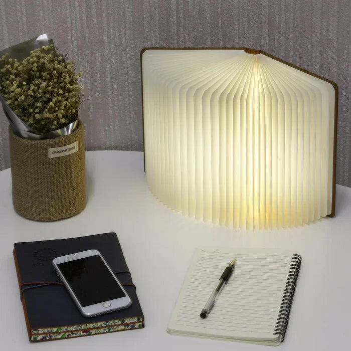 Reading Light Flexi – The perfect LED lamp for relaxing reading
