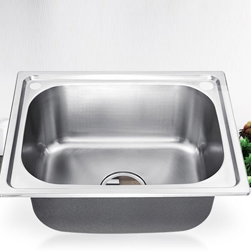 Eleganter Küchenspüle mit schmutzabweisender Oberfläche und Abflussset