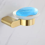 Elegantes Badezimmer-Set mit goldenen Handtuchhaltern