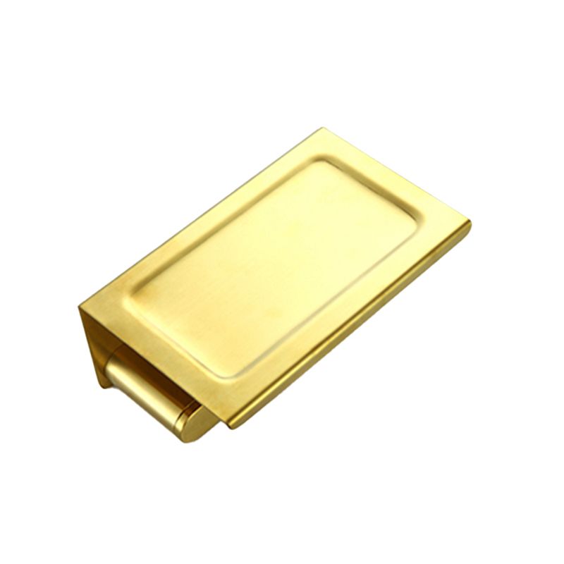 Elegantes Badezimmer-Set mit goldenen Handtuchhaltern