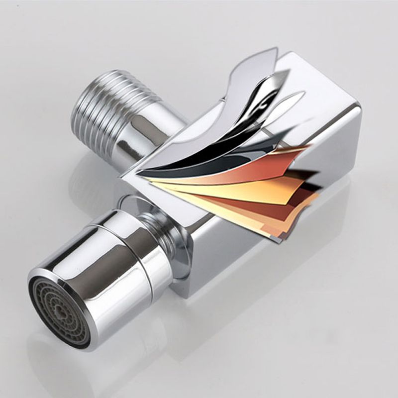 Eleganter Wandhahn mit Knopfgriff aus massivem Messing