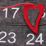 Adventskalender mit Santa-Anhänger – Countdown bis Weihnachten