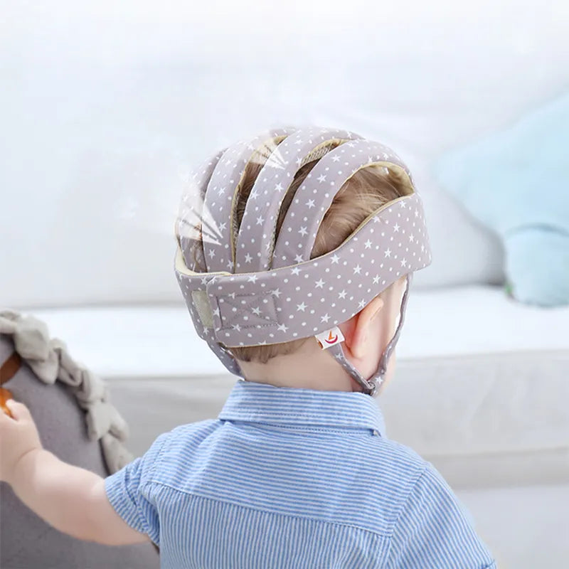 Schutzhelm für Babys – Atmungsaktiver und weicher Kopfschutz