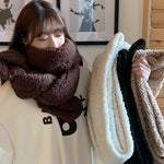 Eleganter und warmer Damenwickelschal für den Winter