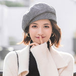 Elegant Women's Beanie Hat for Timeless Comfort