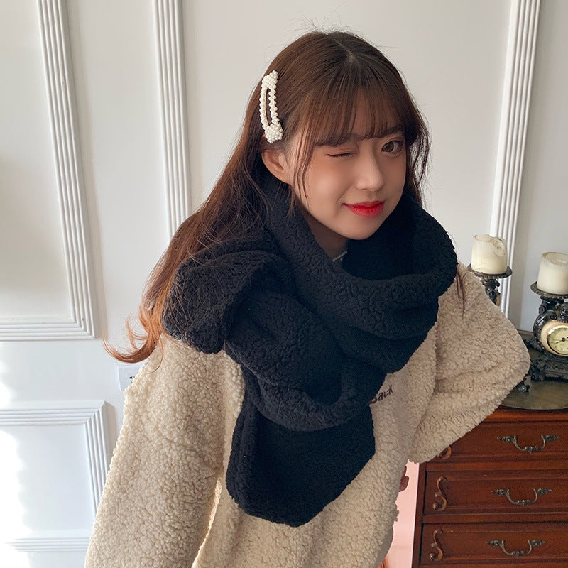 Eleganter und warmer Damenwickelschal für den Winter