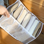 Praktischer Kleiderschrank-Organizer mit Fächern für Ordnung