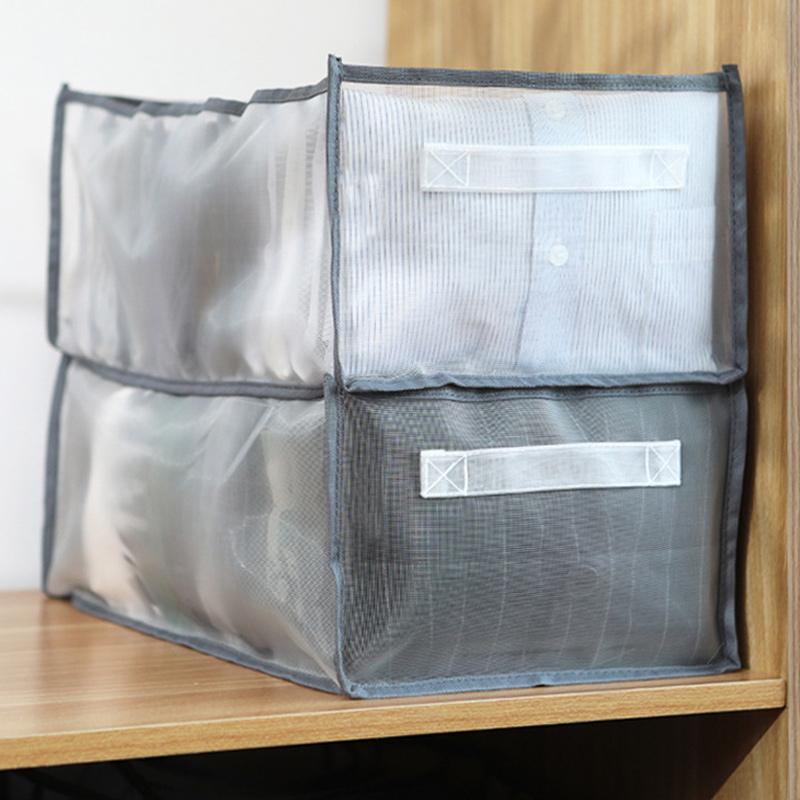 Praktischer Kleiderschrank-Organizer mit Fächern für Ordnung