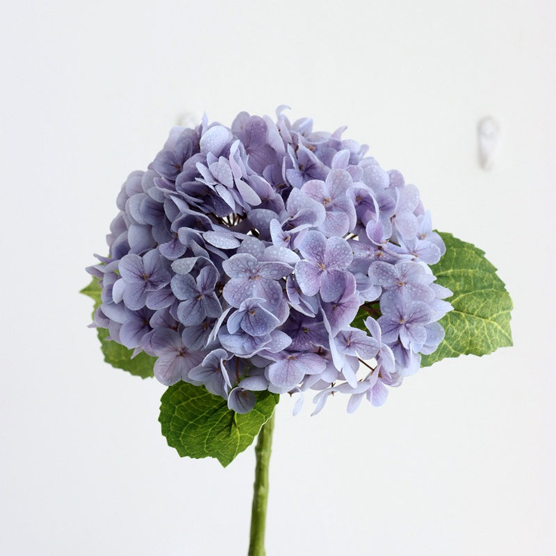 Eternal Floral Splendor - Maintenance-Free Artificial Flowers for Every Room