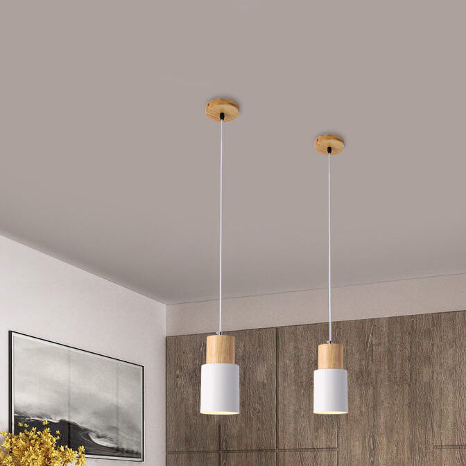 Elegante Pendelleuchte aus Metall für Ihr Zuhause