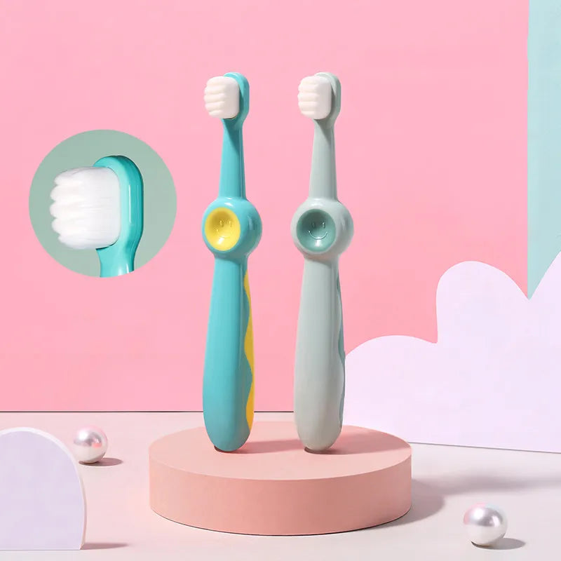 Ergonomische Babyzahnbürsten – Set für sanfte Zahnpflege bei Kindern