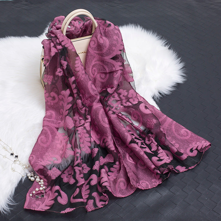 Blütenzauber | Eleganter Seidenschal mit floralen Motiven