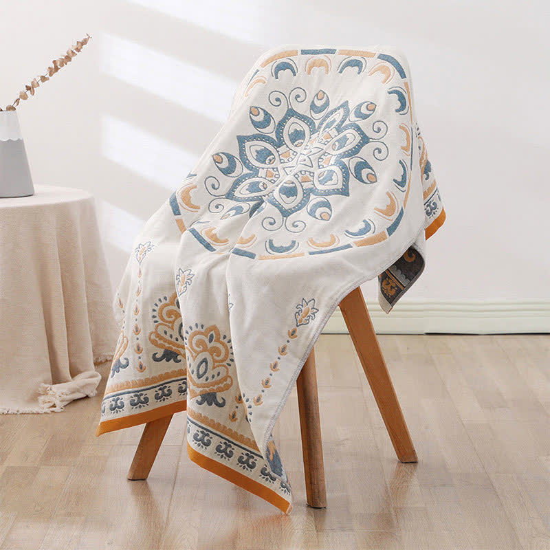 Elegantes Baumwollhandtuch mit Blumenmuster 70x140 cm