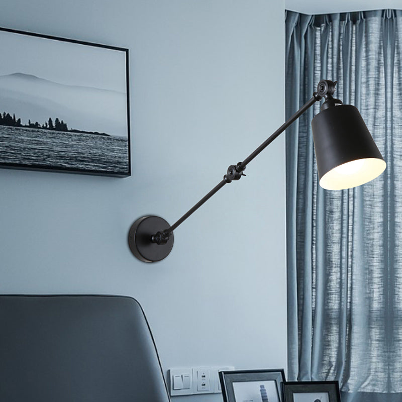 Wandleseleuchte mit 2-Gelenk-Schwenkarm in Schwarz/Weiß – Nordic Design