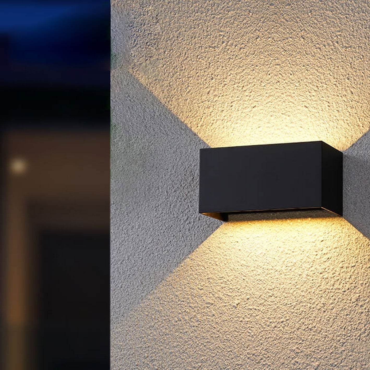 Wetterfeste LED Wandleuchte für den Außenbereich mit Auf- und Ablicht