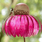 Vogelparadies im Garten | NaturNest - Elegantes Futterhaus