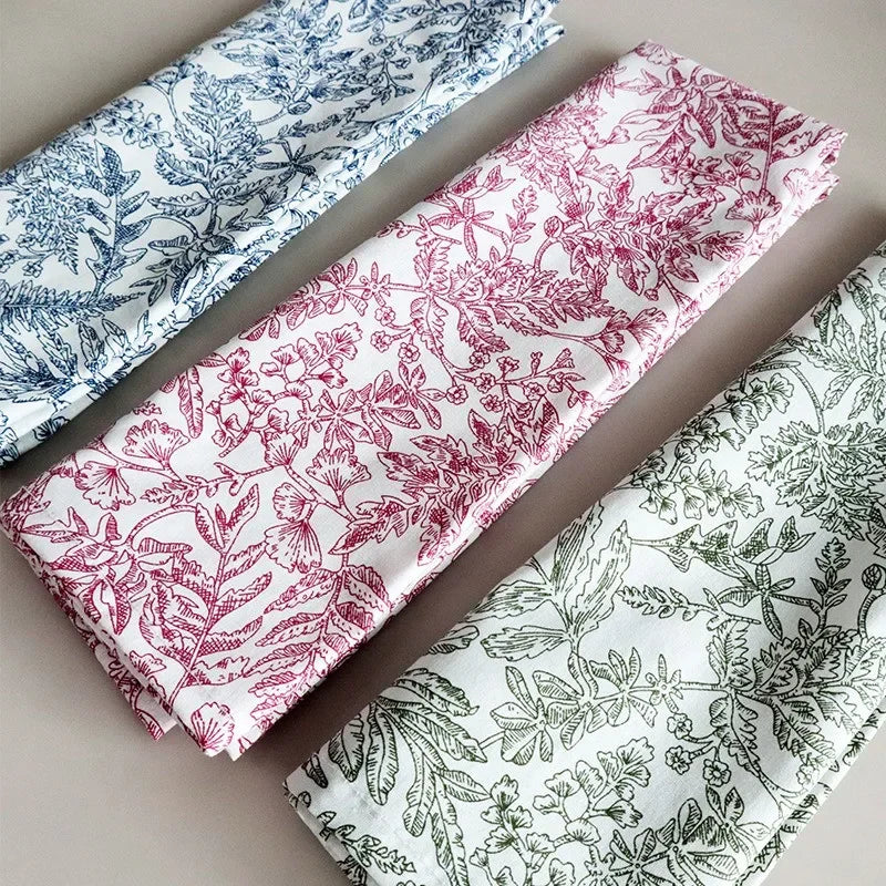 Charmantes 18" Baumwollplatzdeckchen mit Blumenmuster für den Tisch