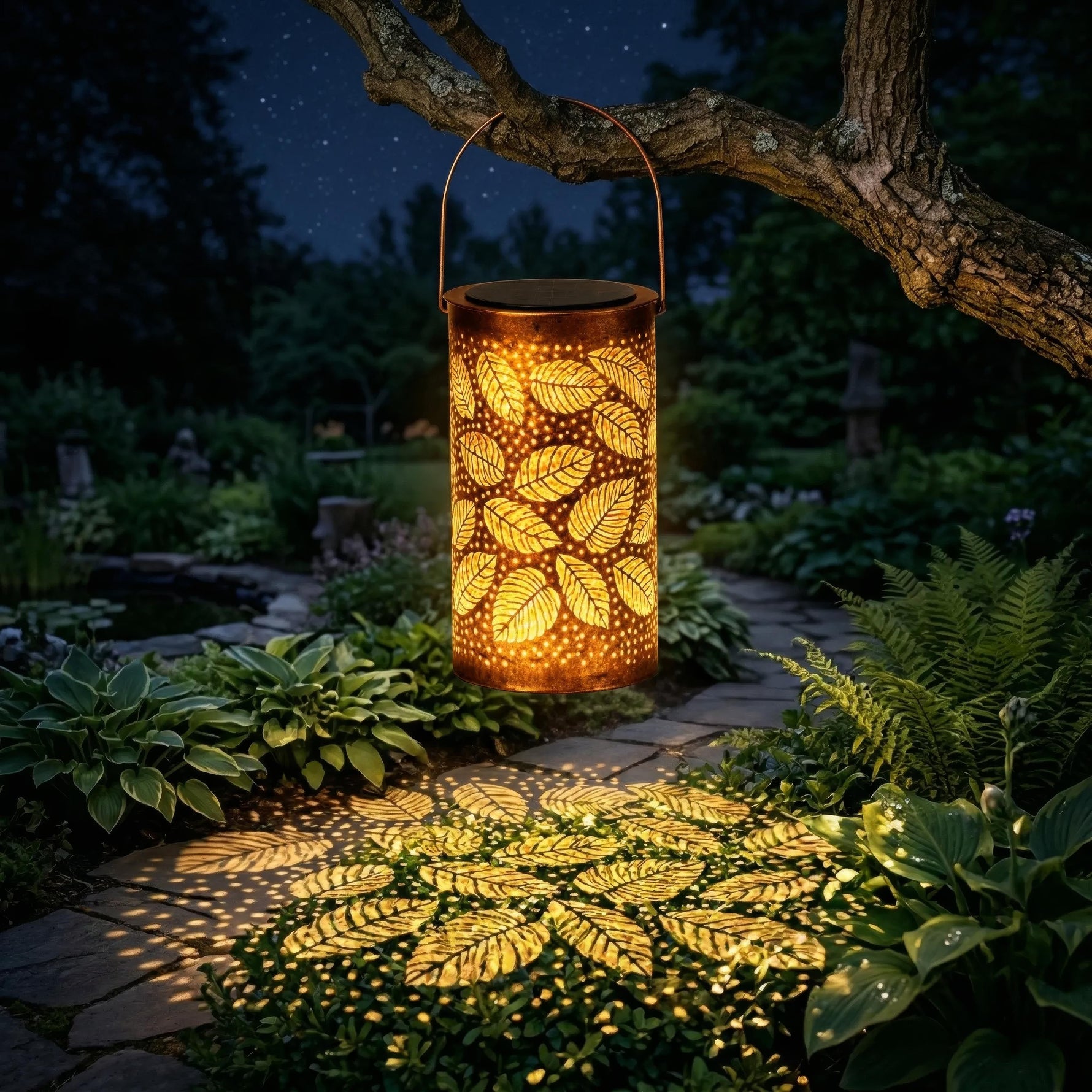 Nature's Charm – Solar Light with Stylish Leaf Design