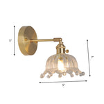 Elegante Wandleseleuchte mit schwenkbarem Arm und Glaskuppel