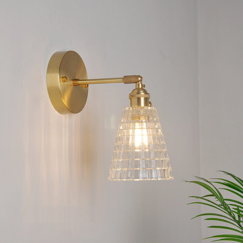 Elegante Wandleseleuchte mit schwenkbarem Arm und Glaskuppel