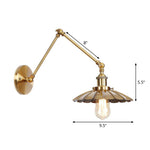 Elegante Wandlampe aus Messing mit Schwenkarme und Schirm