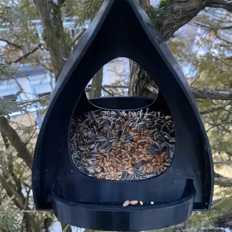 Bird Paradise – Attract more birds with fresh seeds