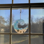 Glitzernde Meereswelle | Handgefertigter Sonnenfänger für Fenster