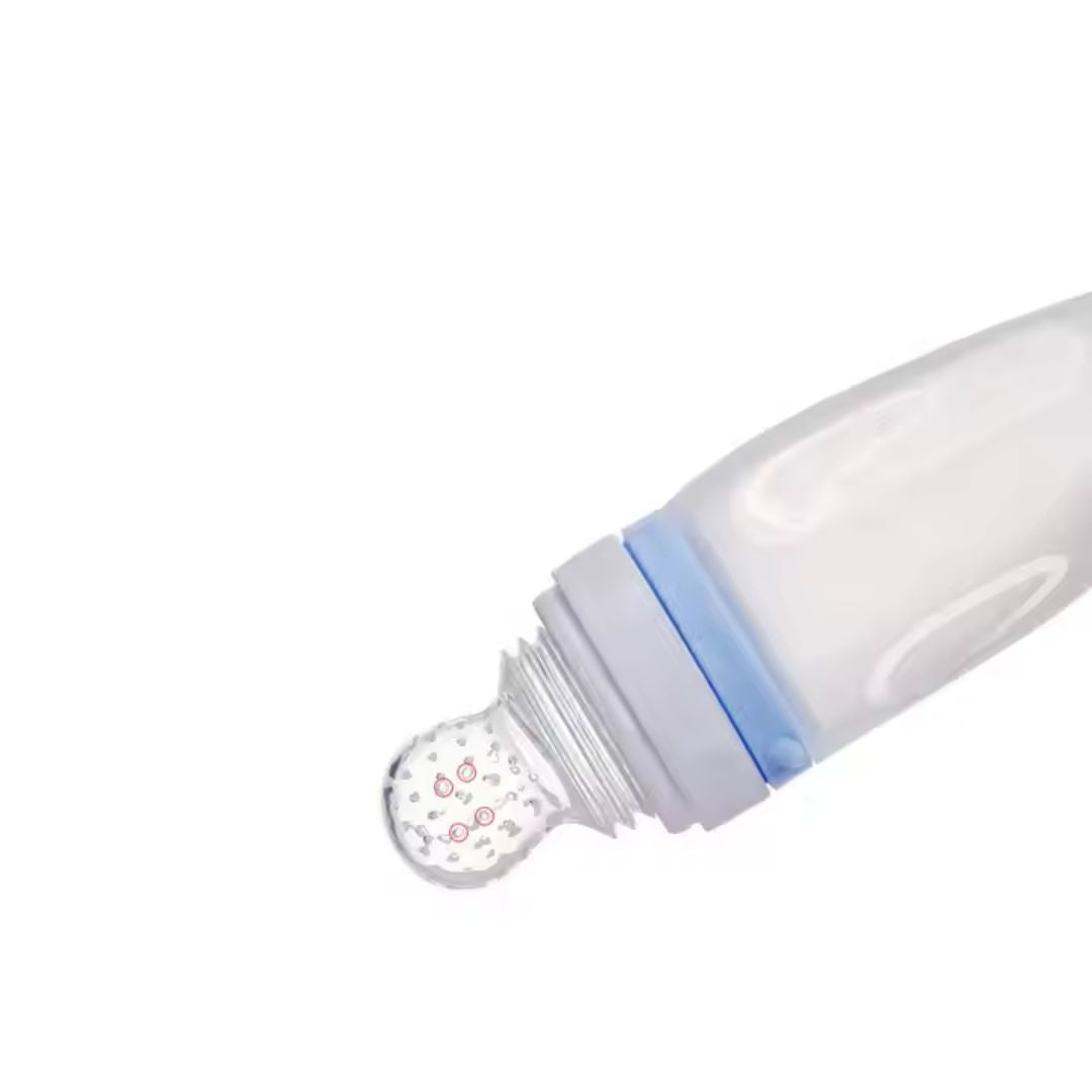 Quetschflasche aus Silikon für Säuglinge – Messlöffel integriert