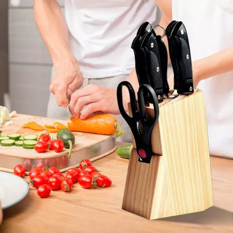 Vielseitiges 7-teiliges Messerset mit stilvollem Holzblock